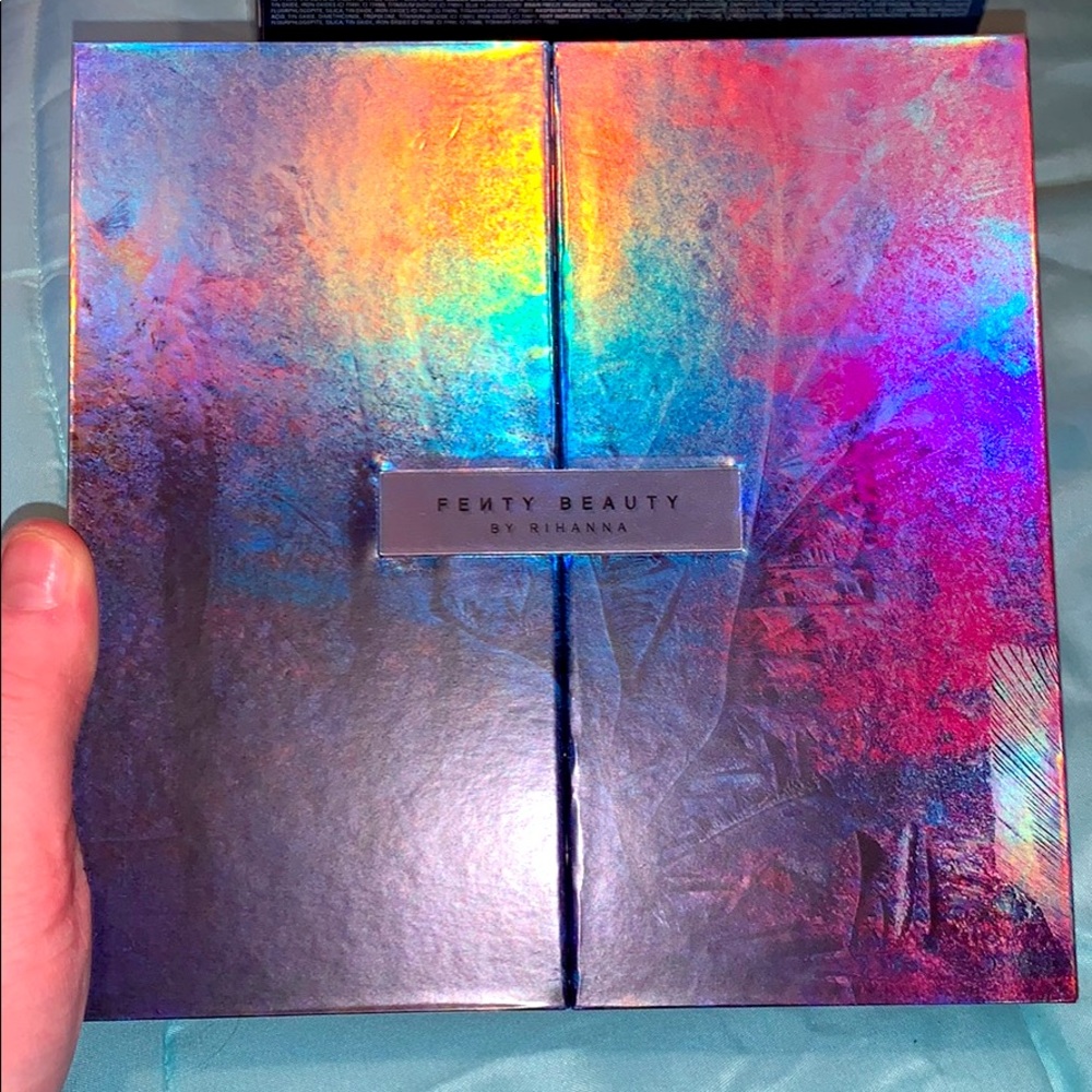 FENTY BEAUTY BY RIHANNA Metallic Powder Set